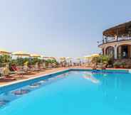 Swimming Pool 2 Hotel La Margherita