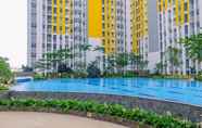 Kolam Renang 3 Comfort And Homey 2Br At Springlake Apartment Bekasi