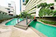 Kolam Renang Strategic And Cozy Studio Apartment At Capitol Park Residence