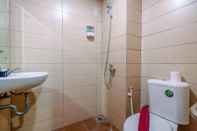 Toilet Kamar Comfy And Modern Margonda Residence 5 Studio Apartment