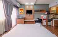 Kamar Tidur 7 Cozy Stay Studio Apartment At Park View Condominium