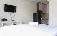 Bedroom 6 Comfort And Simply Studio Apartment At Scientia Residence