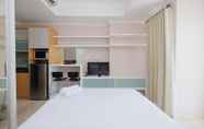 ห้องนอน 3 Homey And Comfy Studio Room At Menteng Park Apartment