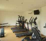 Fitness Center 6 Comfortable Studio Room At Tree Park Bsd Apartment