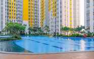 Swimming Pool 6 Simple And Comfort Studio At Springlake Summarecon Bekasi Apartment