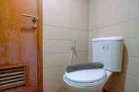 Toilet Kamar Fully Furnished With Cozy Design Studio Apartment At Margonda Residence 5