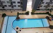 Kolam Renang 7 Comfortable 2Br Apartment Ac In Living Room At The Jarrdin Cihampelas