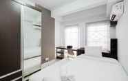 Kamar Tidur 7 Modern And Comfy Studio Apartment At Patraland Urbano