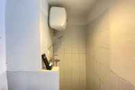 Toilet Kamar Spacious Studio Apartment At Jarrdin Cihampelas