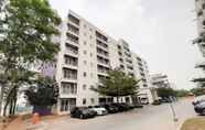 Exterior 4 Simply Good Studio Apartment At Aeropolis Residence