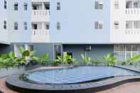 Swimming Pool Minimalist Studio Room At Urbantown Serpong Apartment