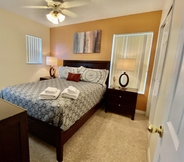 Bedroom 2 Family Friendly 3 Bedroom Close to Disney in Orlando Area 3099