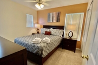 Bedroom Family Friendly 3 Bedroom Close to Disney in Orlando Area 3099