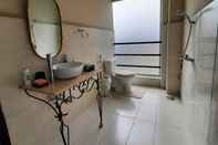 In-room Bathroom Captivating 1-bed Apartment Fully Furnished