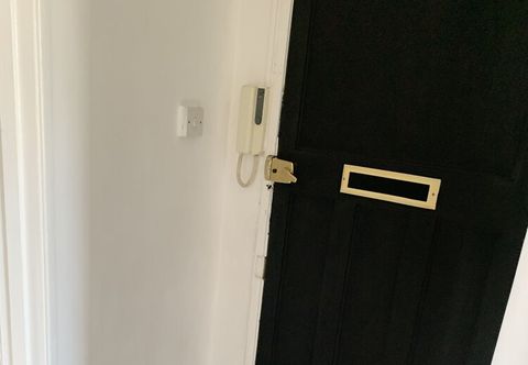 Others Impeccable 2 bed Flat in Ashford Near Ashford Int