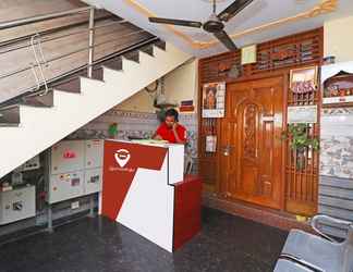 Lobby 2 Goroomgo Jagannath Lodge Puri