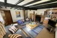 Common Space Bere Cottage