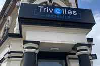 Exterior Trivelles Rochester