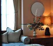 Kamar Tidur 4 room2 Chiswick Hometel