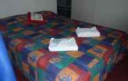 Bedroom 3 Y Motels Kingaroy