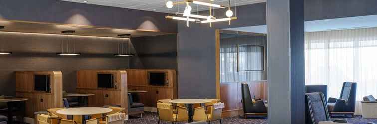 Lobi Courtyard by Marriott Indianapolis Fishers