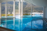 Swimming Pool Hotel Ullensvang