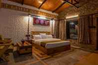 Bedroom The Himalayan Bungalow BluSalz HOMES
