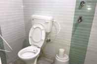Toilet Kamar Goroomgo Gunjan Puri