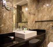 Toilet Kamar 6 Garden City Hotel