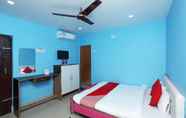 Bilik Tidur 7 Goroomgo Hotel Biswanath Inn Puri