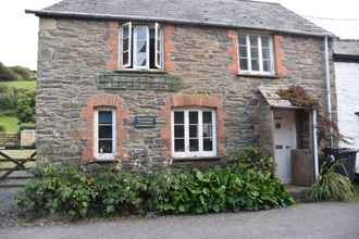 Exterior 4 Riverside Cottage Brendon