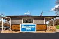 Exterior Rodeway Inn