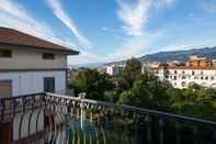 Bedroom La Deliziosa Flat with pool & terrace