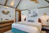 Bedroom Anantara World Islands Dubai Resort