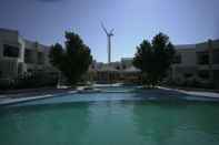 Kolam Renang The Sky Imperial Bapu’s Resort