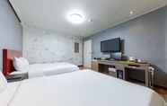 Bedroom 3 Buyeo Soo Motel