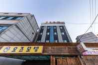 Luar Bangunan Dongdaemun Oz