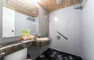 Toilet Kamar 6 Sokcho White House