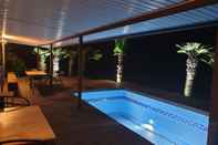 Swimming Pool Jindo Brown Guest House