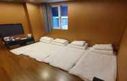 Bilik Tidur 4 Jongno Susong Guesthouse