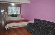 Bedroom 3 Goroomg Broadway Mall Road Darjeeling