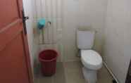 Toilet Kamar 3 Hotel Bip Tawangmangu