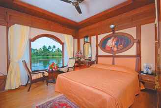 Bedroom 4 Sterling House boat Lake Palace Alleppey