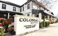 Bên ngoài 2 Colonial Hotel & Suites