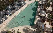 Swimming Pool 2 Four Seasons Hotel and Residences Fort Lauderdale