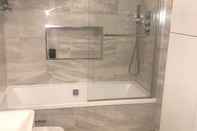 In-room Bathroom Luxurious 3-bed Apartment in Conservation Area