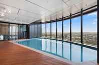 Kolam Renang 2BR Luxury Skytower CBD Pool Gym Netflix