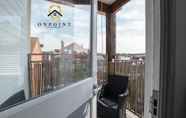 Nearby View and Attractions 3 FANTASTIC Duplex 2 Bed Apt-PARKING