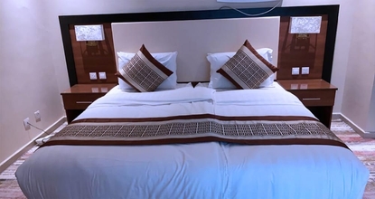 Kamar Tidur 4 Ghoroub Al Shams Furnished Apartments