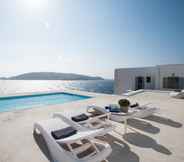 Hồ bơi 5 Villa Anemos Petra Sea View of Mykonos